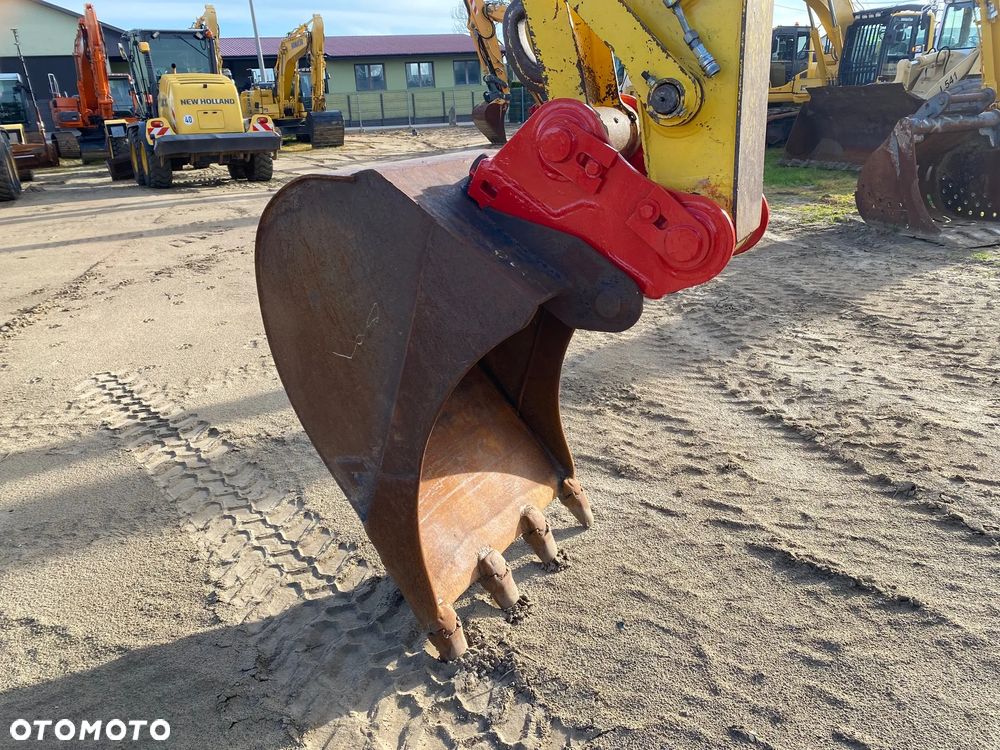 Kobelco NEW HOLLAND E175, 9900 MTH, Z NIEMIEC, PODWOZIE 90% DOBRE, WZOROWO UTRZYMANA - 31