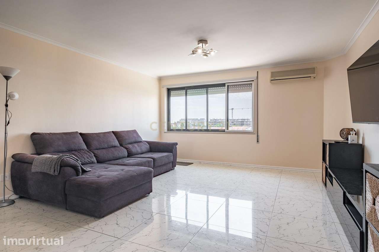 T2 Mobilado no Montijo | Suite e Lugar de Garagem - Grande imagem: 2/26