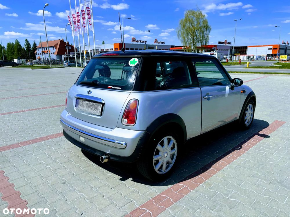 MINI ONE - 4