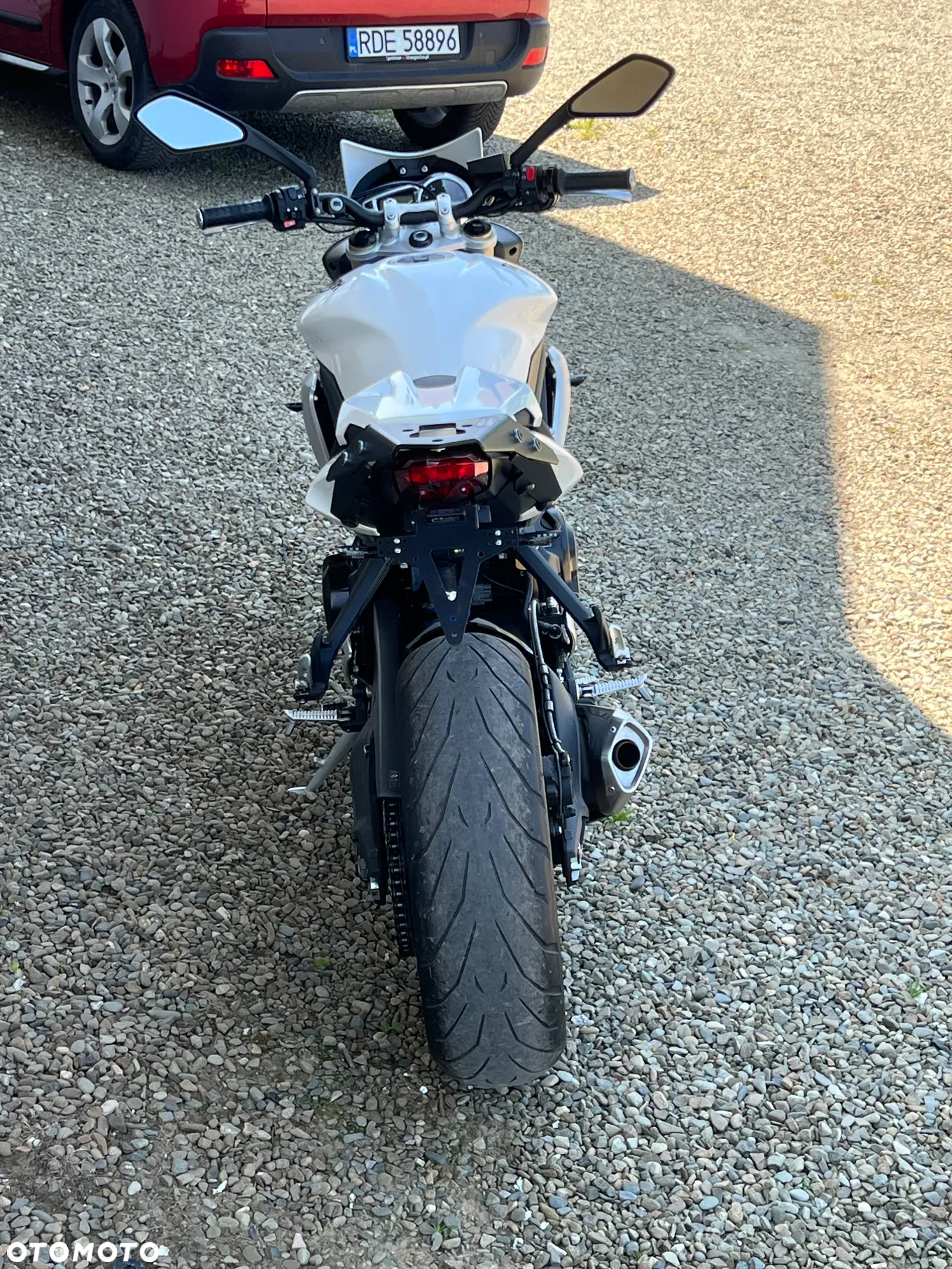 Triumph Street Triple - 7