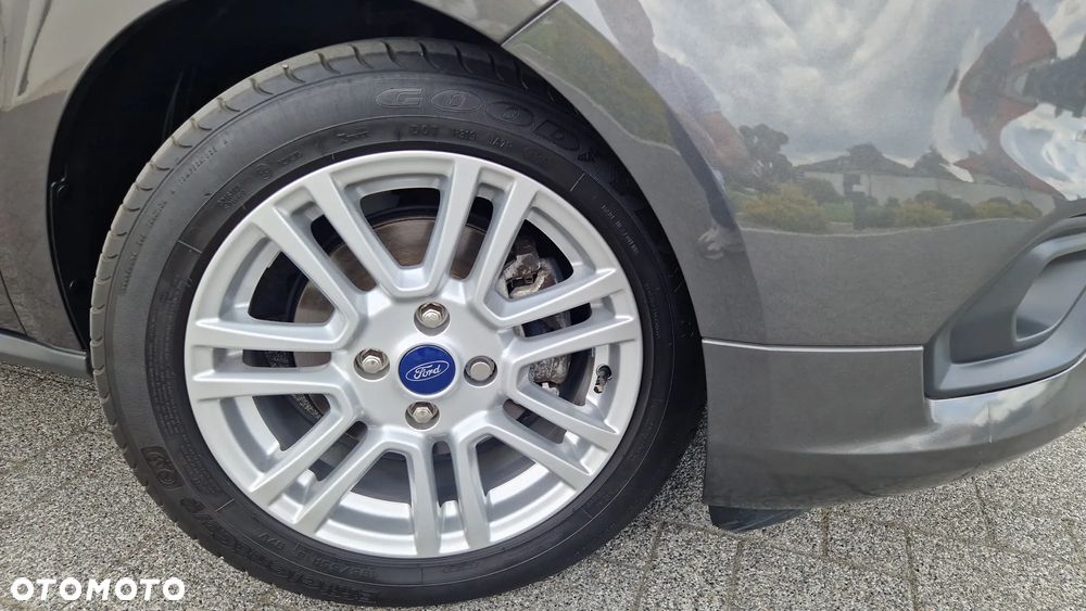 Ford Tourneo Courier 1.0 EcoBoost S&S Titanium - 32