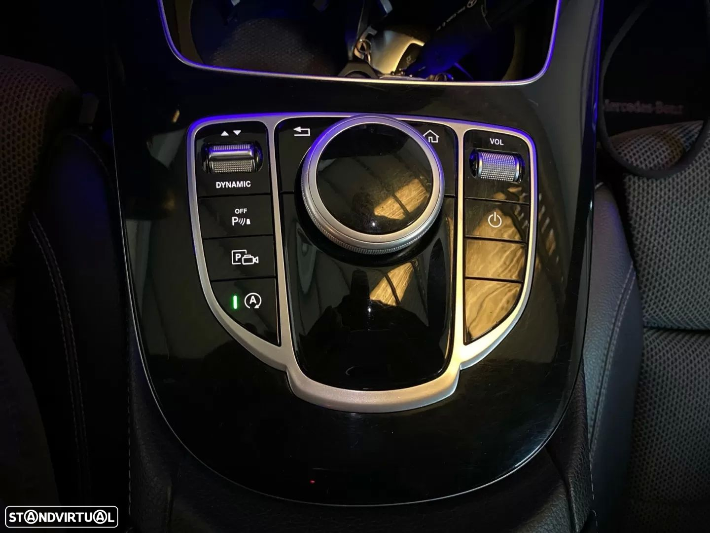 Mercedes-Benz E 220 d Exclusive Line - 16