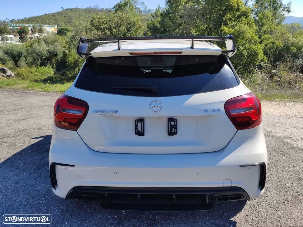 Mercedes-Benz A 45 AMG 4-Matic - 9