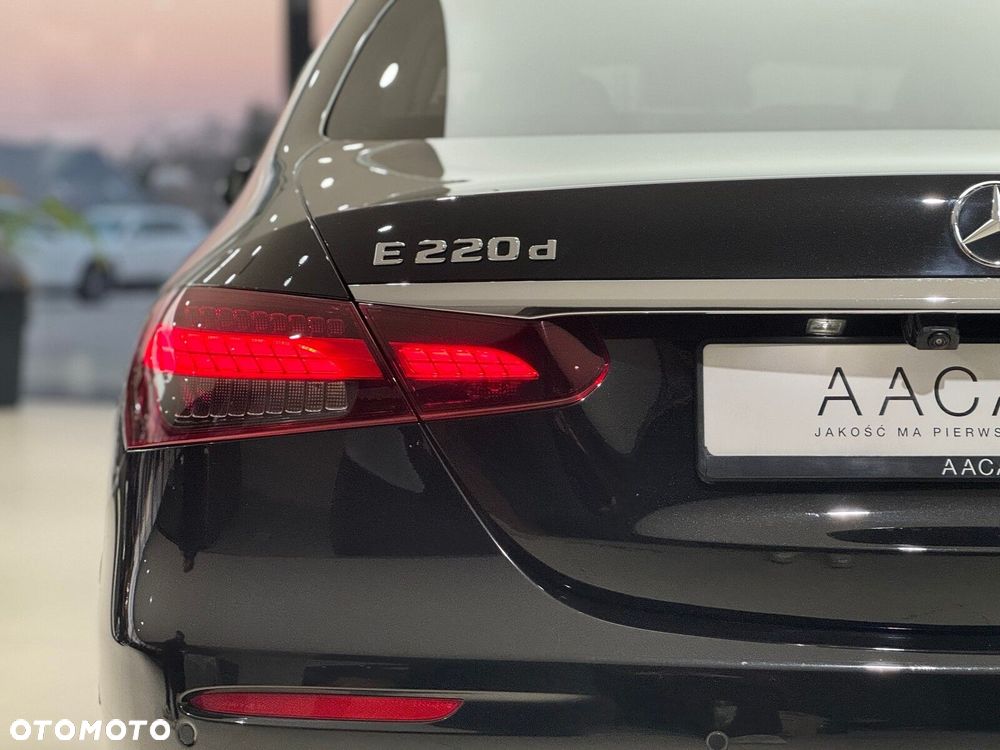 Mercedes-Benz Klasa E 220 d AMG/Avantgarde - 39