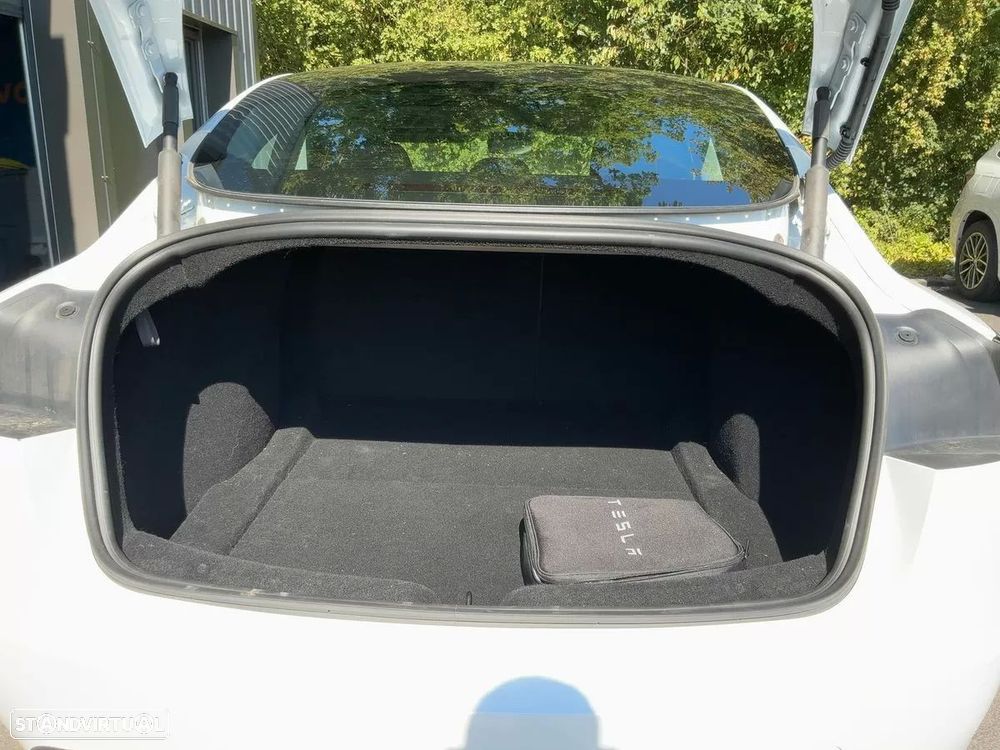 Tesla Model 3 Standard RWD - 13