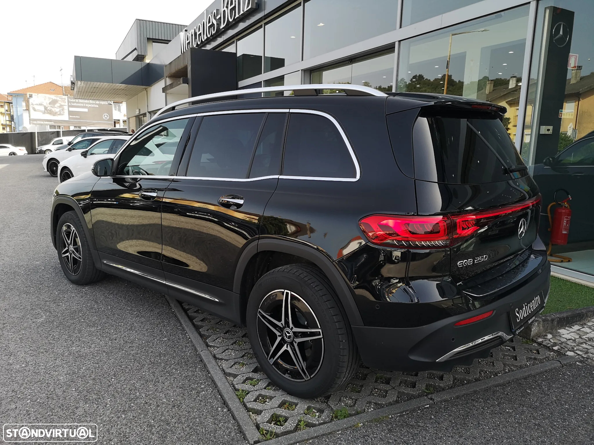 Mercedes-Benz EQB 250 AMG Line - 5