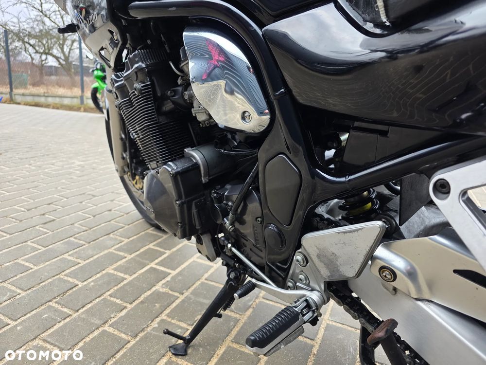 Suzuki Bandit - 18