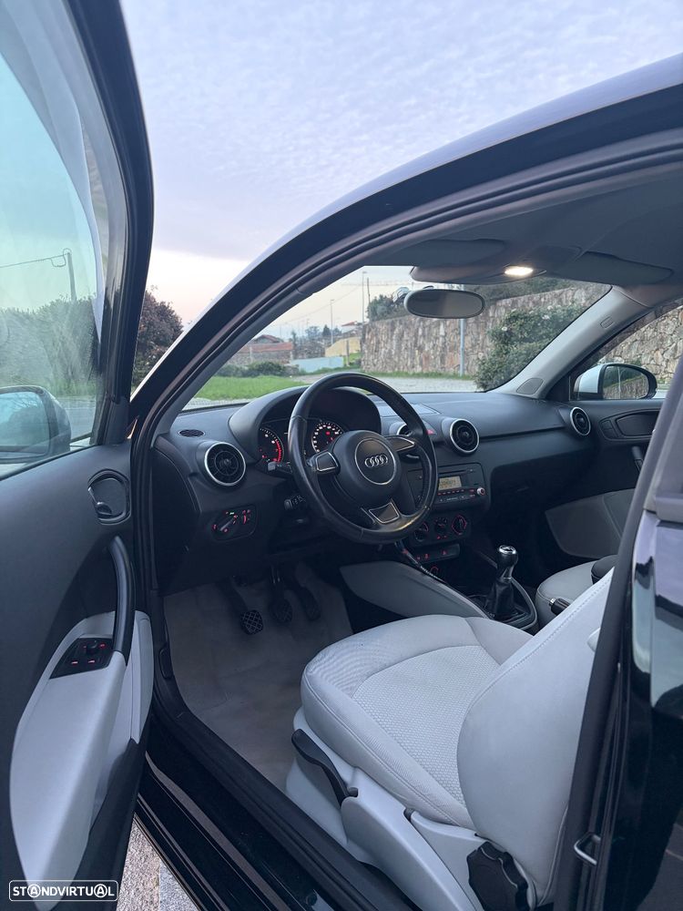 Audi A1 1.2 TFSI S line edition - 7