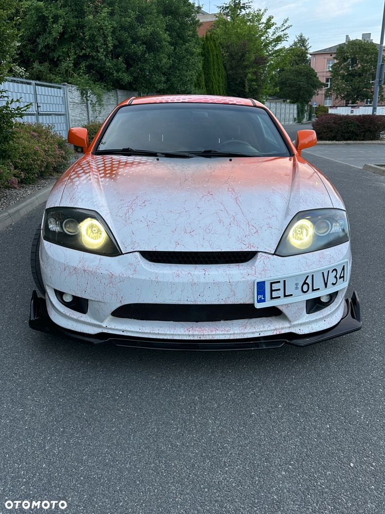 Hyundai Coupe - 2