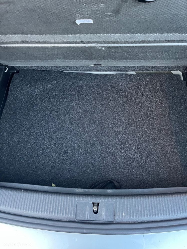 Volkswagen Golf Plus - 7