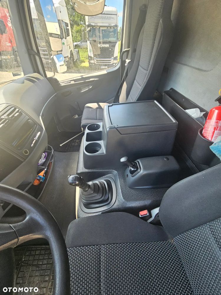 Mercedes-Benz Atego 816 - 11