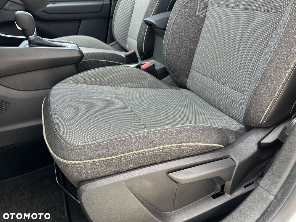 Renault Captur 1.3 TCe mHEV Techno EDC - 12