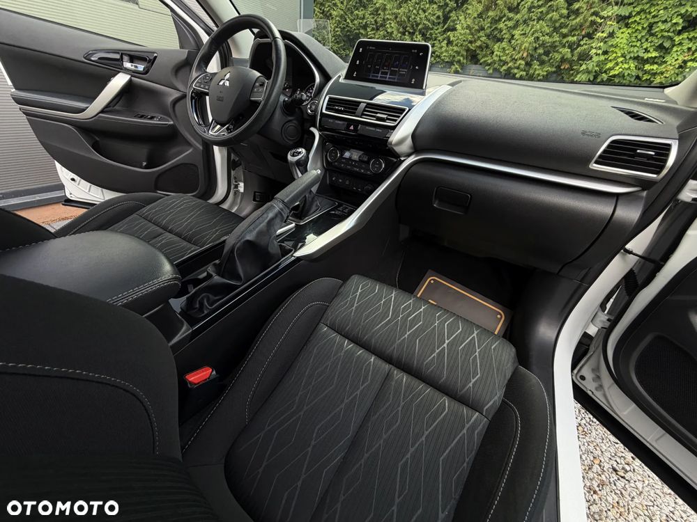 Mitsubishi Eclipse Cross 1.5 T-MIVEC ClearTec 2WD Diamant Edition Plus - 16