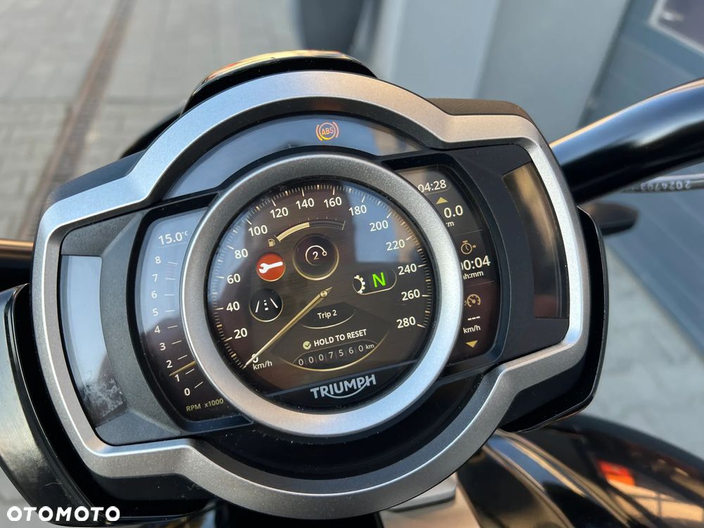 Triumph Rocket - 26