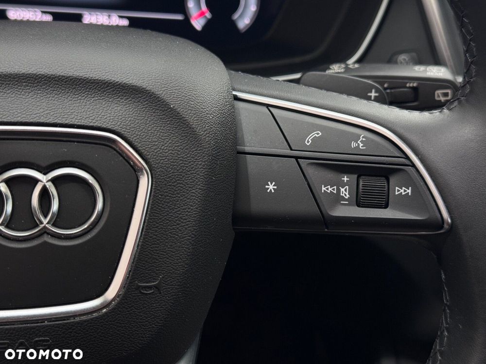 Audi Q5 Sportback - 25