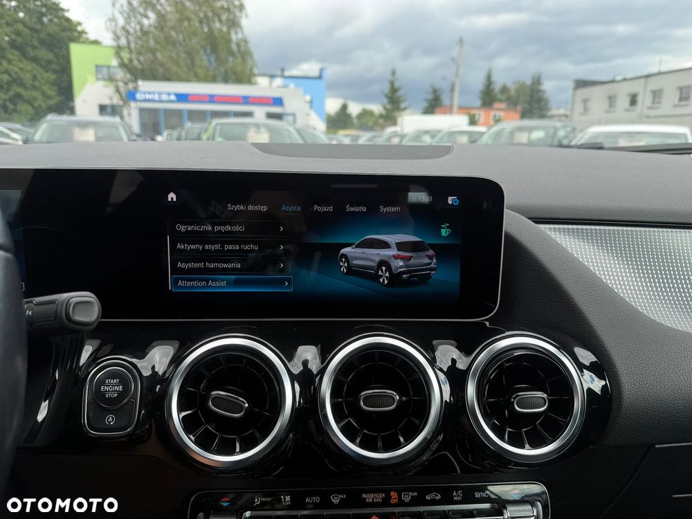 Mercedes-Benz GLA 200 d 8G-DCT - 21