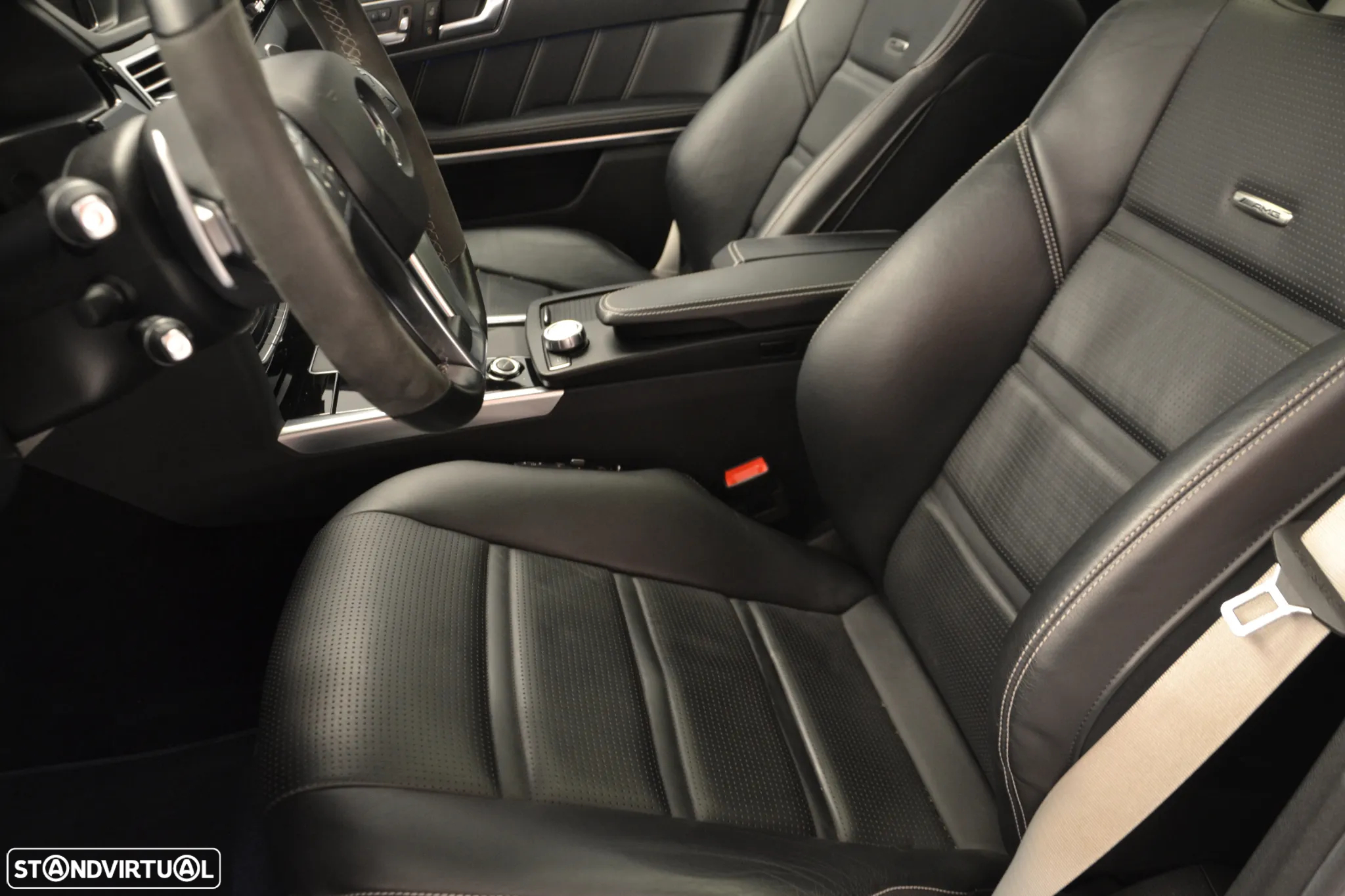 Mercedes-Benz E 63 AMG S 4-Matic - 25