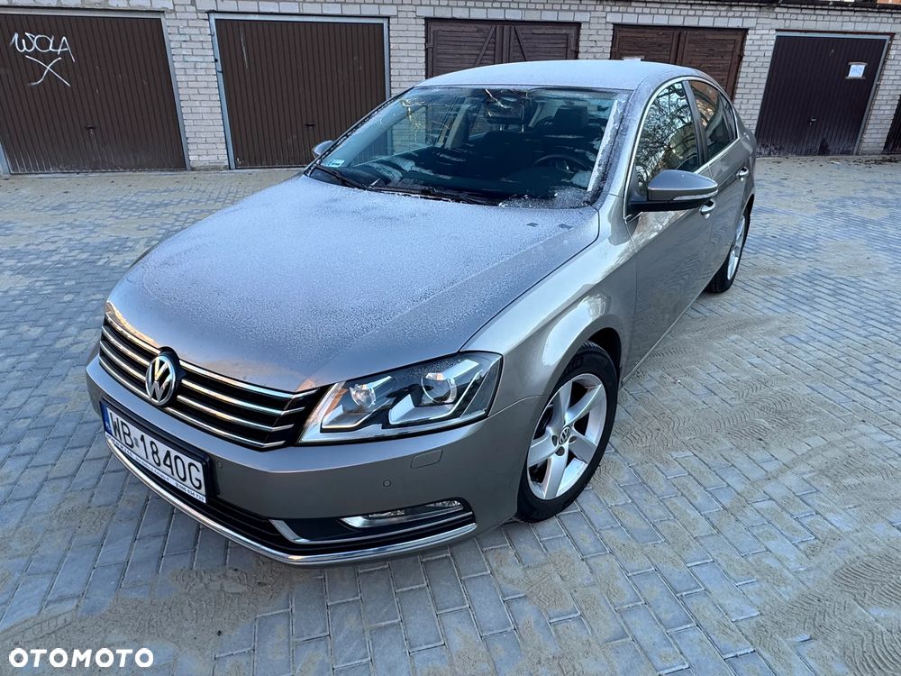 Volkswagen Passat 1.8 TSI Comfortline - 8