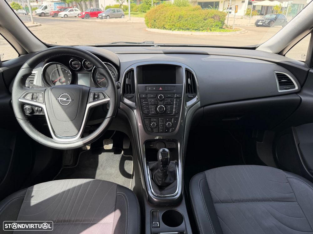 Opel Astra 1.4 T S/S J17 - 17