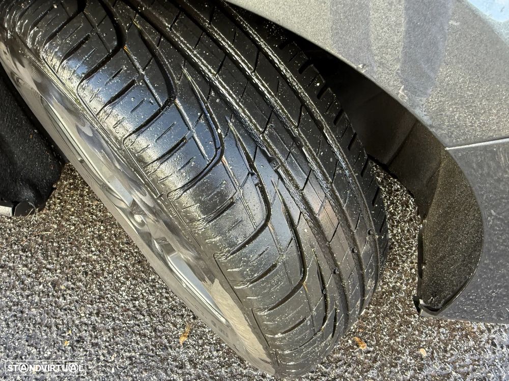 Ford Focus SW 1.5 TDCi EcoBlue Business - 15