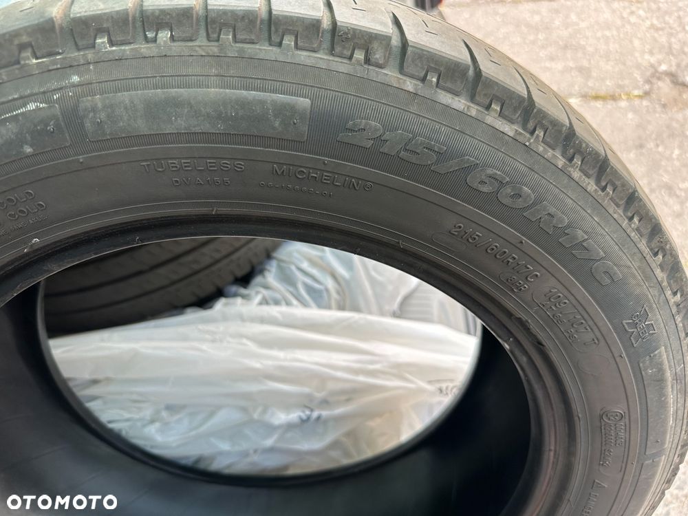 komplet oryginalnych kół do VW T5 T6 17" R 17  opony letnie i zimowe - 10