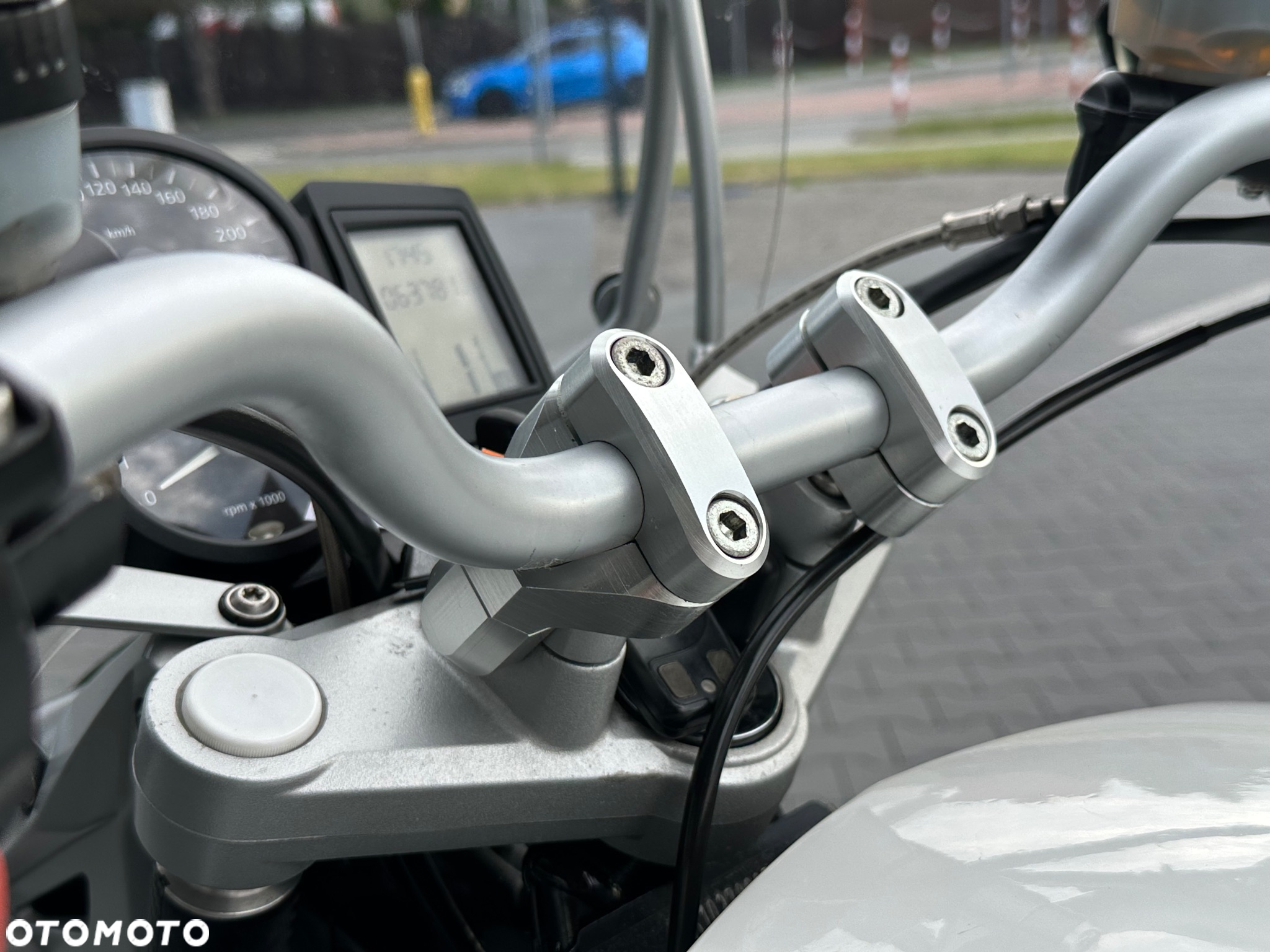 BMW R - 24