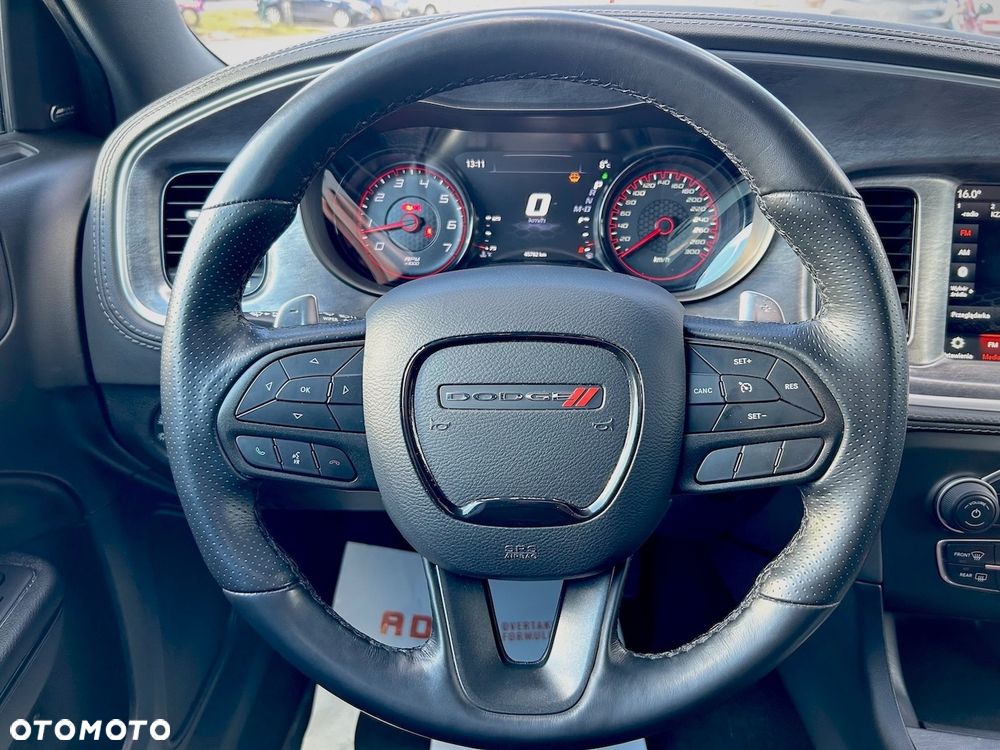 Dodge Charger 6.4 Scat Pack - 19