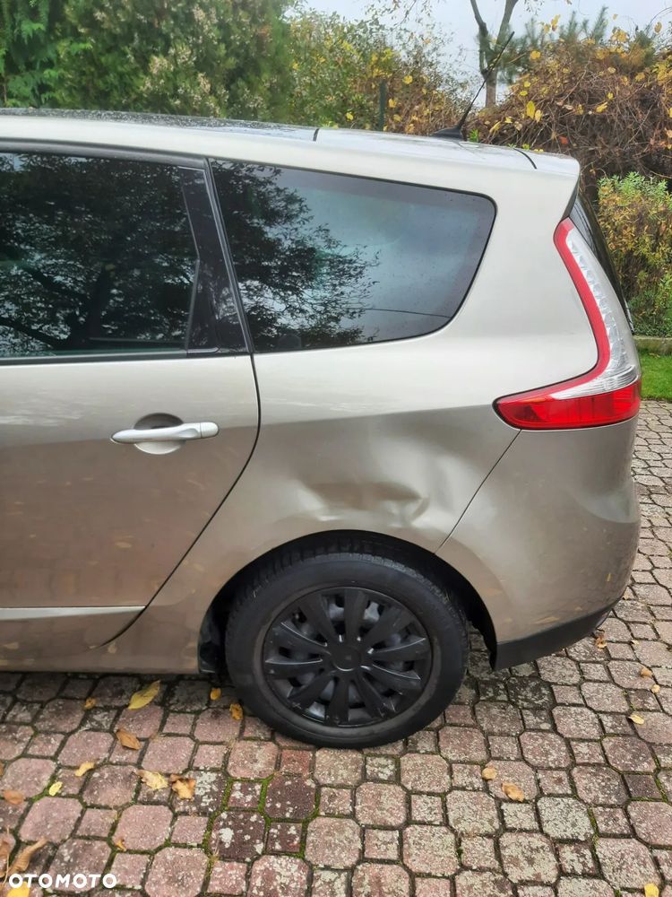 Renault Grand Scenic - 4