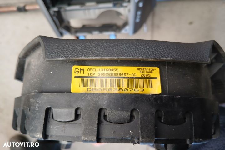 Plansa bord 13168455 13191825 13168455 13191825 Opel Astra H [2004 - - 9