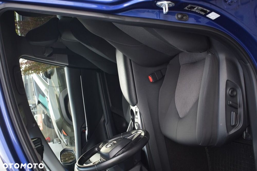 Toyota Camry 2.5 Hybrid Comfort CVT - 13