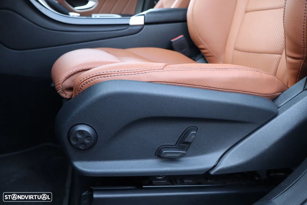 Mercedes-Benz GLC 300 e 4Matic - 13