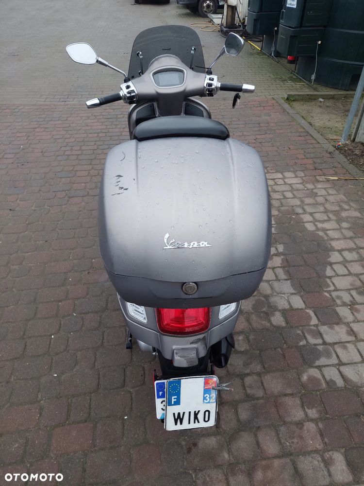 Piaggio Vespa - 4