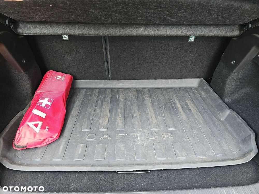 Renault Captur 1.3 TCe Intens EDC - 30