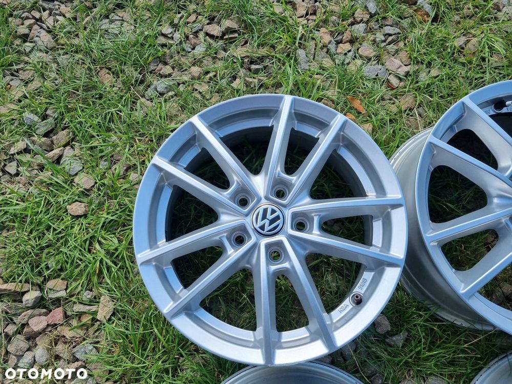 VW GOLF 8 5H0,TOURAN,SEAT LEON,skoda,audi Q3 alu 6,5X16ET45 5X112 bdb stan - 3