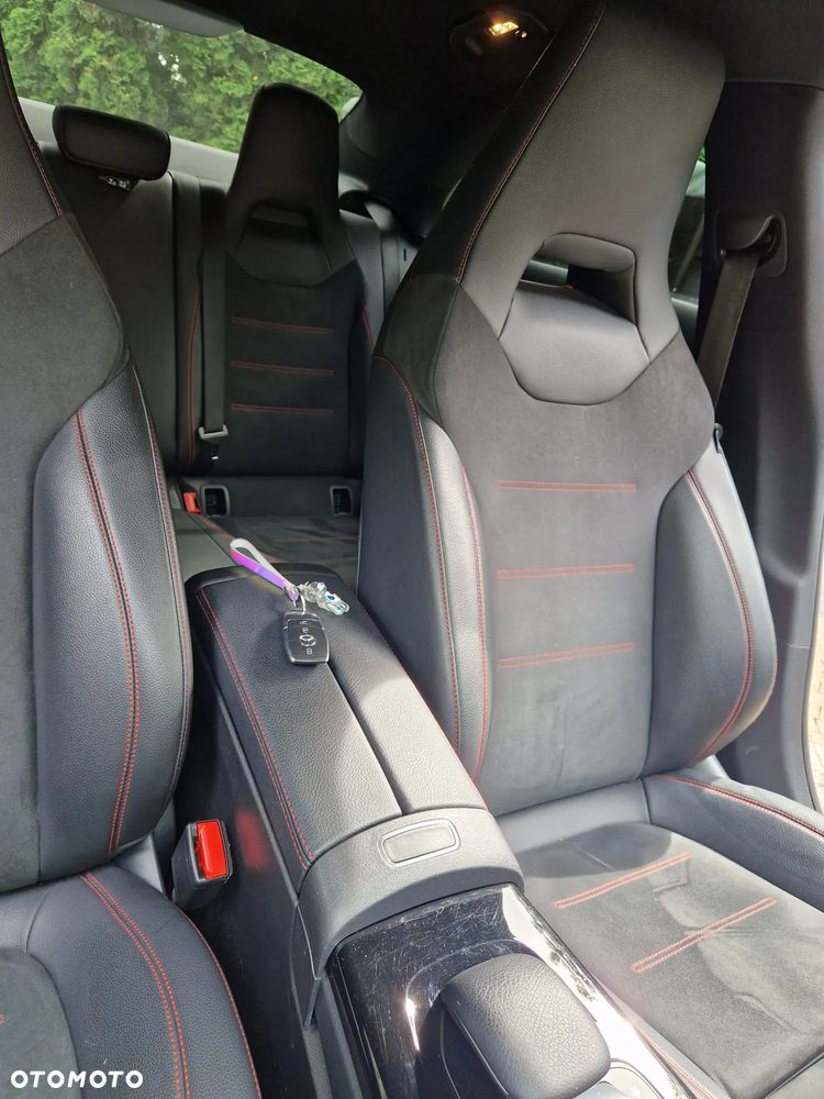 Mercedes-Benz CLA 200 AMG Line 7G-DCT - 23