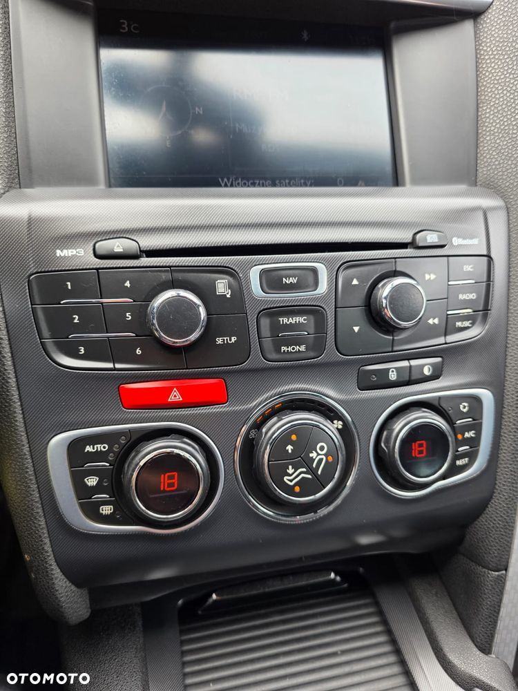 Citroën DS4 1.6 HDi Chic - 24