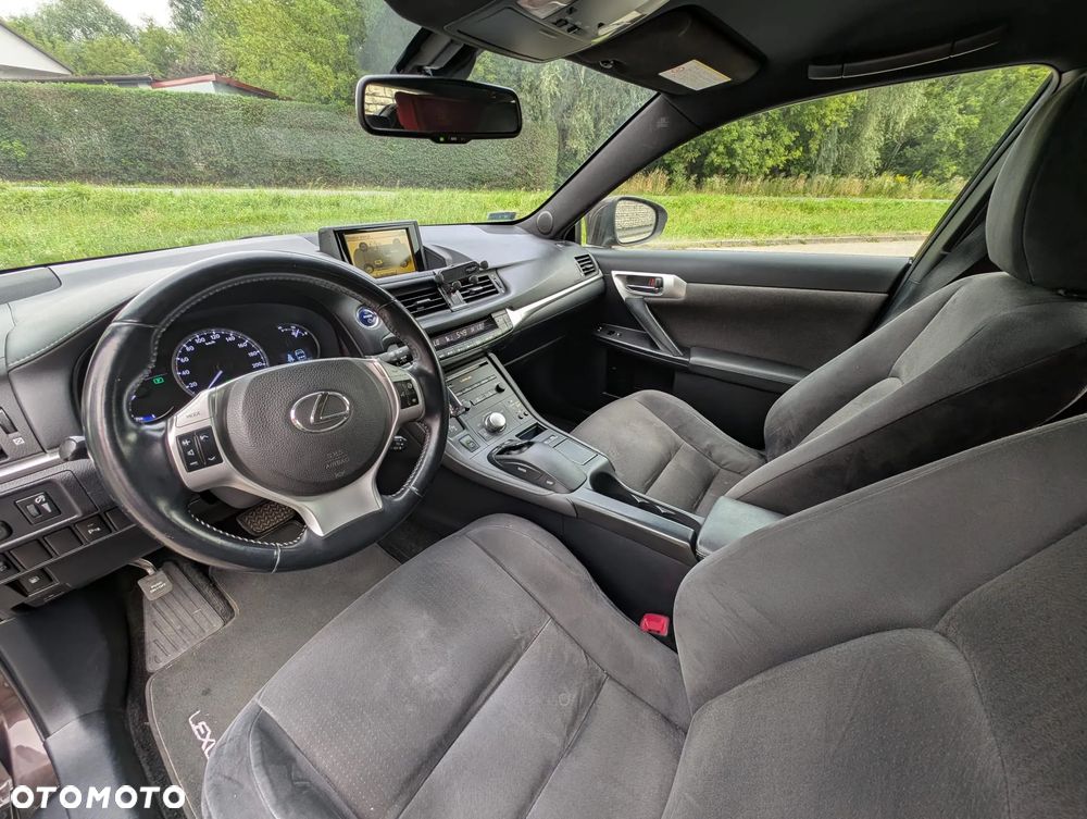 Lexus CT 200h Comfort - 8