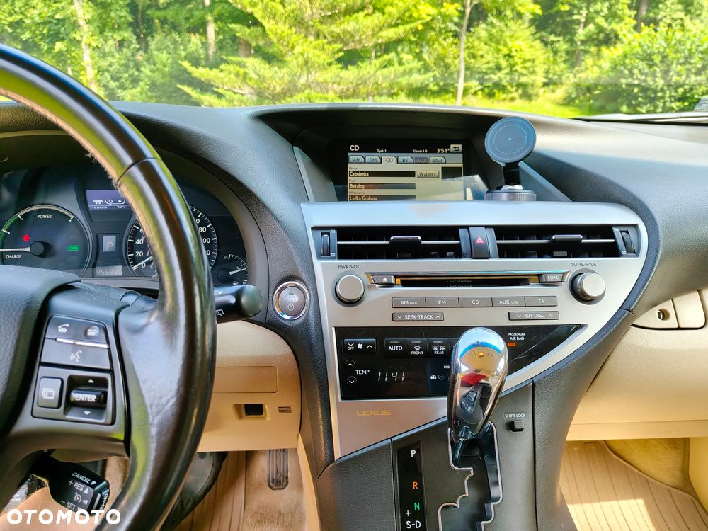 Lexus RX - 16