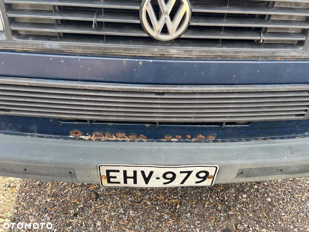 Volkswagen Caravelle - 12