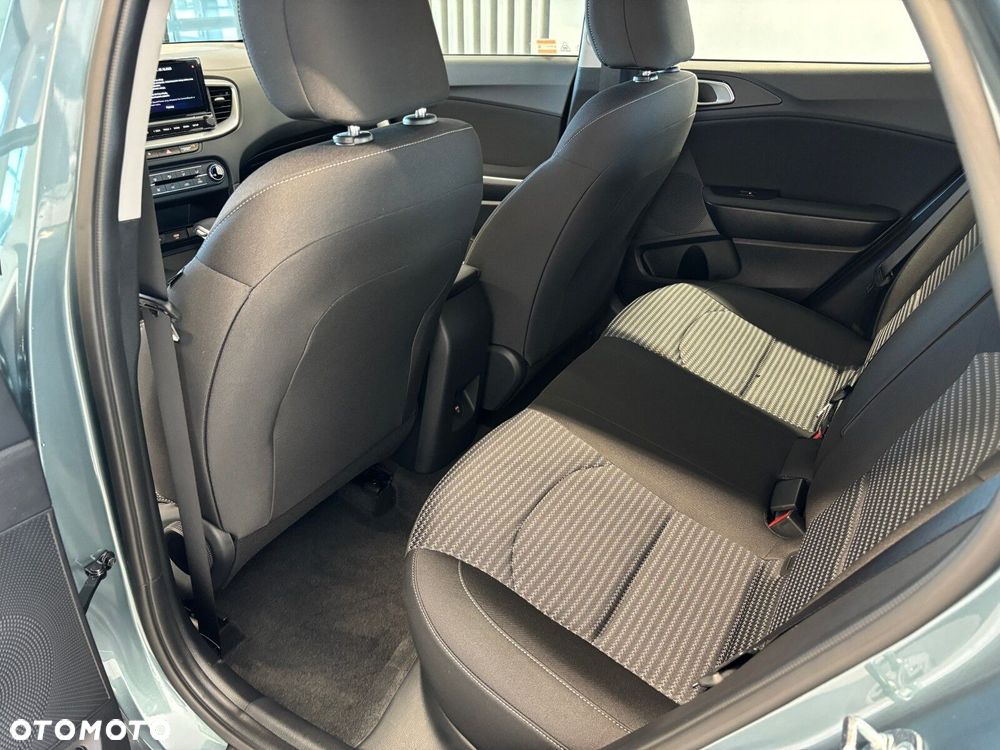 Kia XCeed - 9