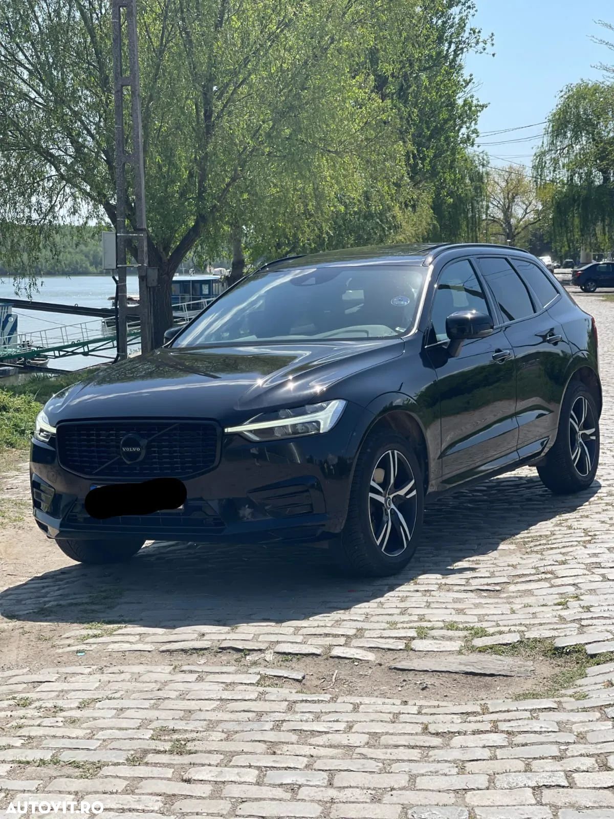 Volvo XC 60 D4 AWD Geartronic RDesign - 1