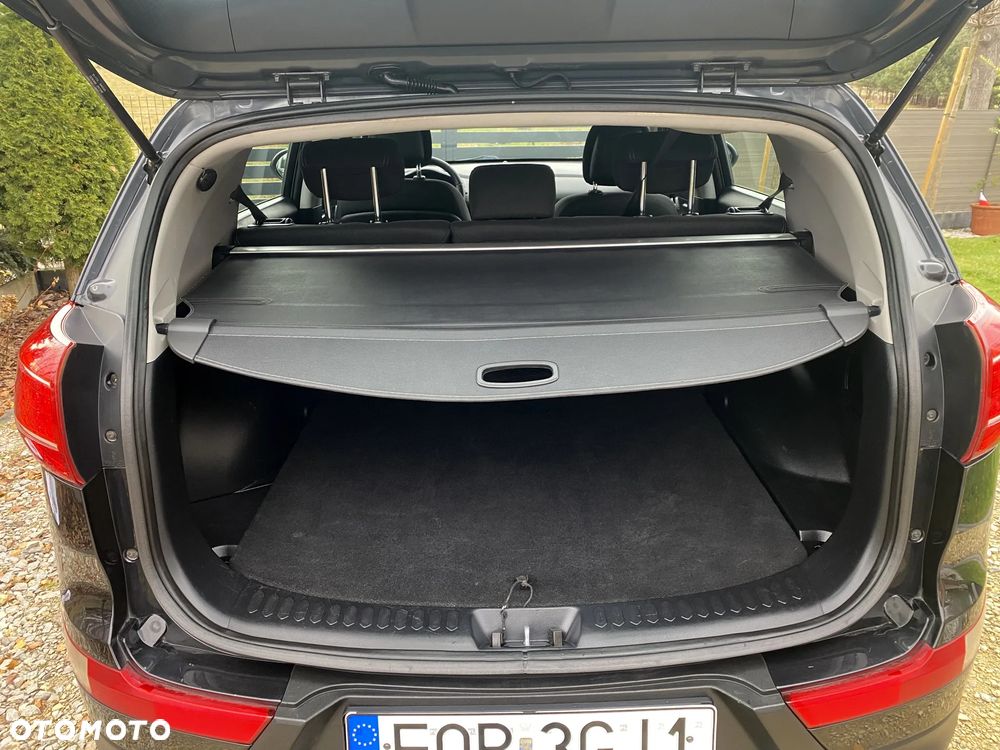 Kia Sportage 2.0 CVVT 2WD Attract - 14