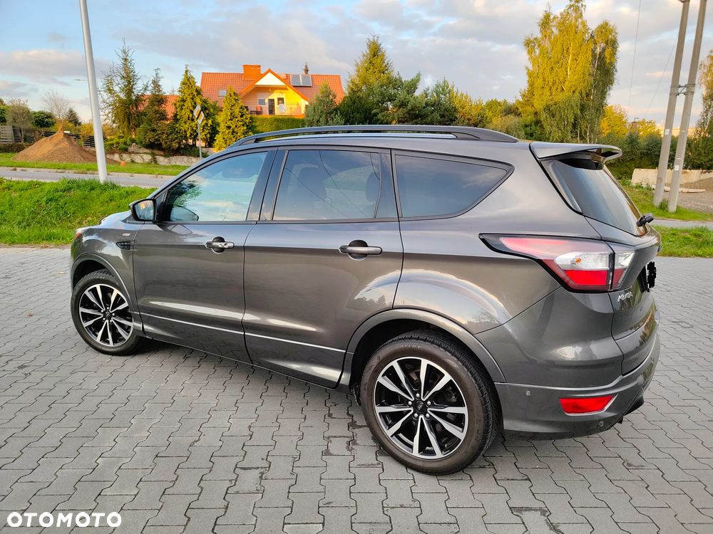 Ford Kuga 1.5 TDCi FWD ST-Line - 14
