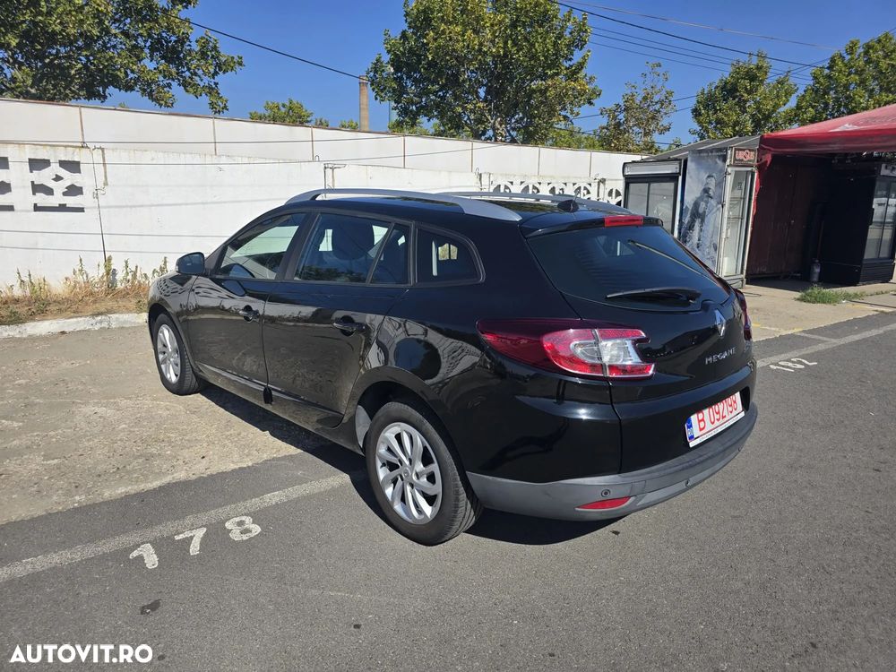 Renault Megane Grandtour ENERGY TCe 115 Start & Stop Authentique - 4