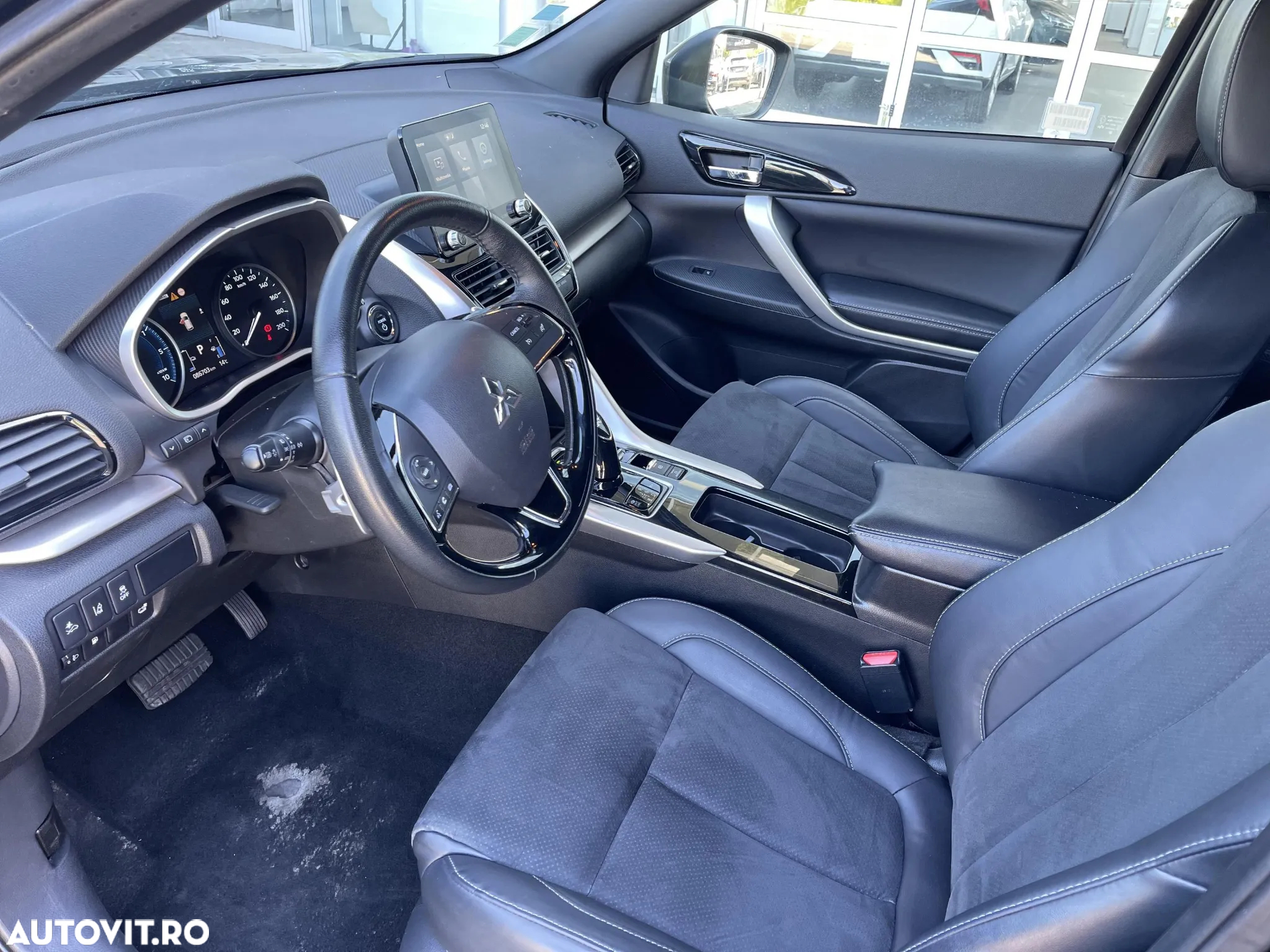 Mitsubishi Eclipse-Cross - 9