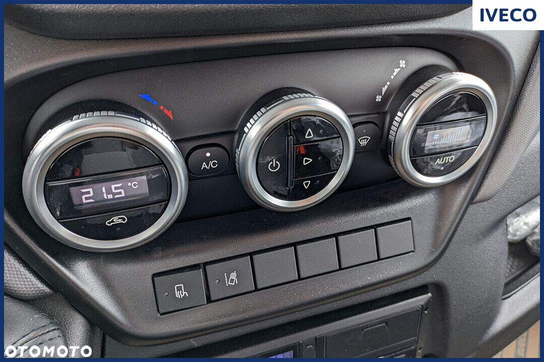 Iveco Daily 70C18 Zabudowa 15EP 180KM - 37