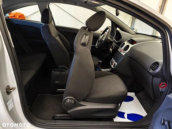 Opel Corsa - 37