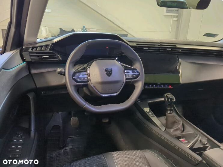 Peugeot 308 2022 photo 5