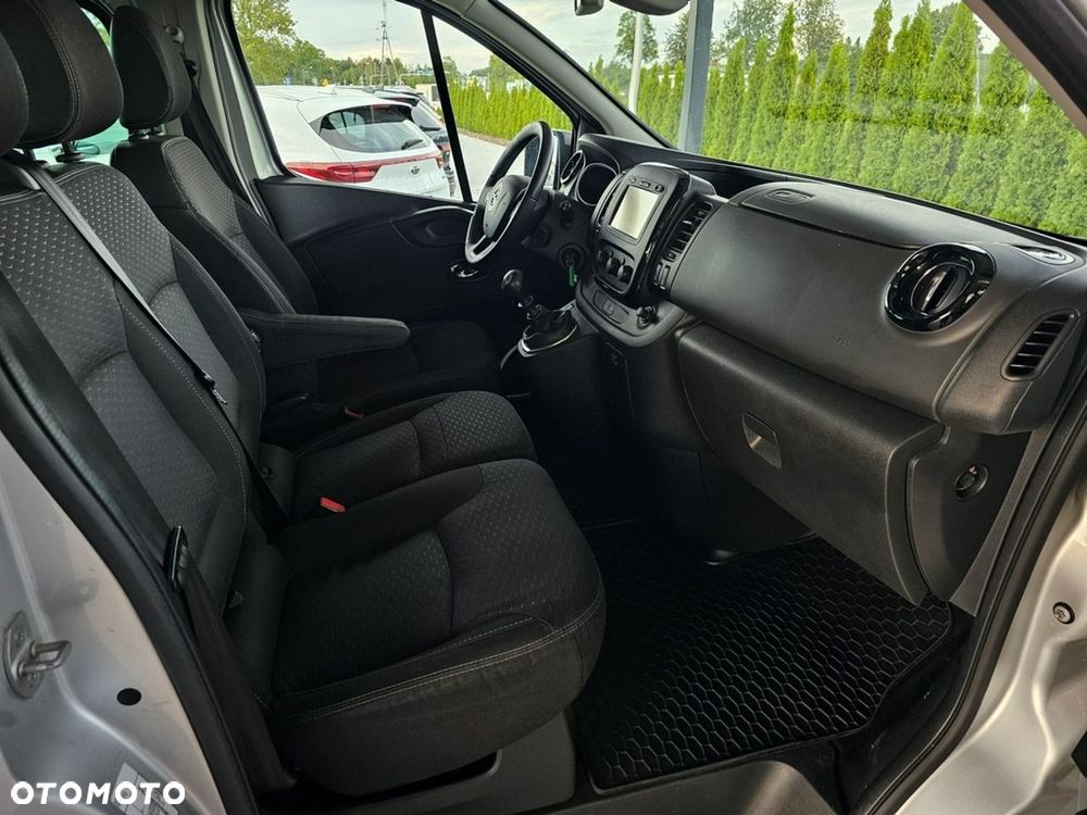 Opel Vivaro - 20