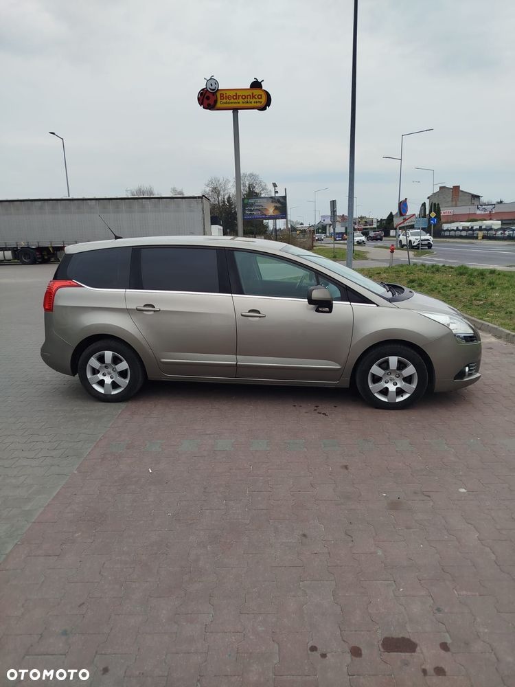 Peugeot 5008 2.0 HDi Active - 10